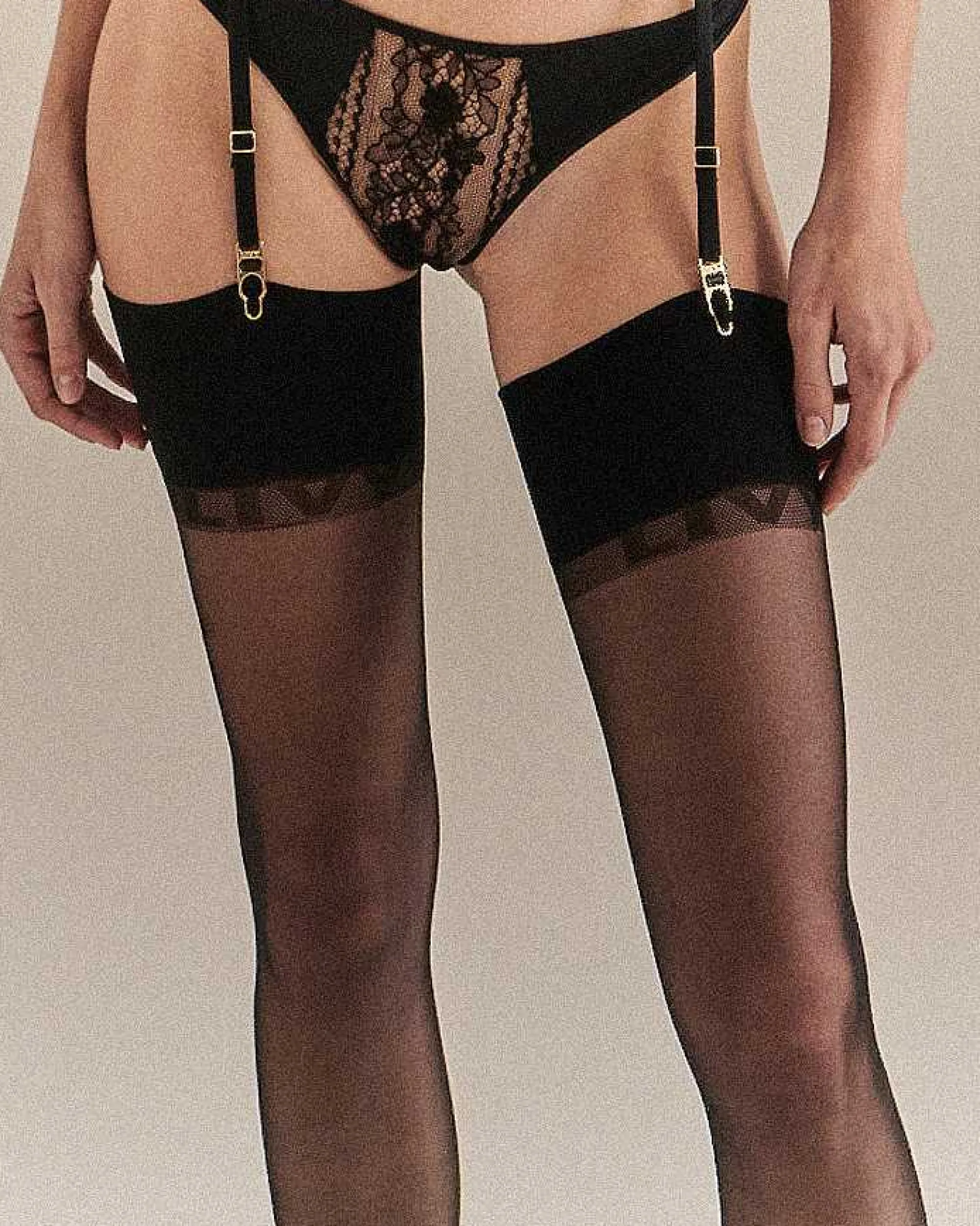 LIVY Bas De Fumee Noir Shop