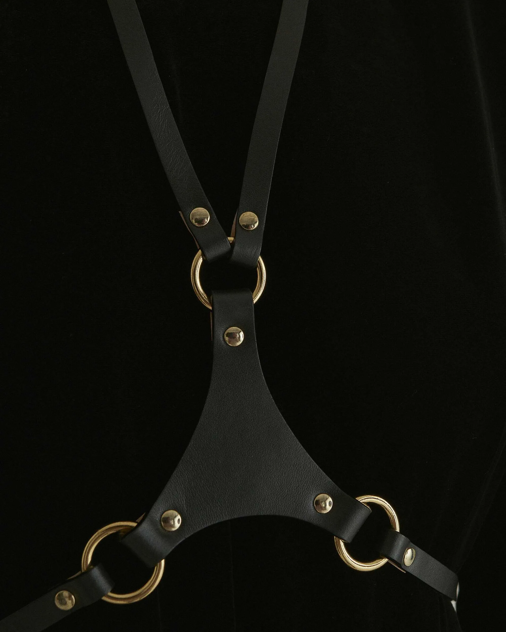 LIVY Harnais En Cuir Noir Shop