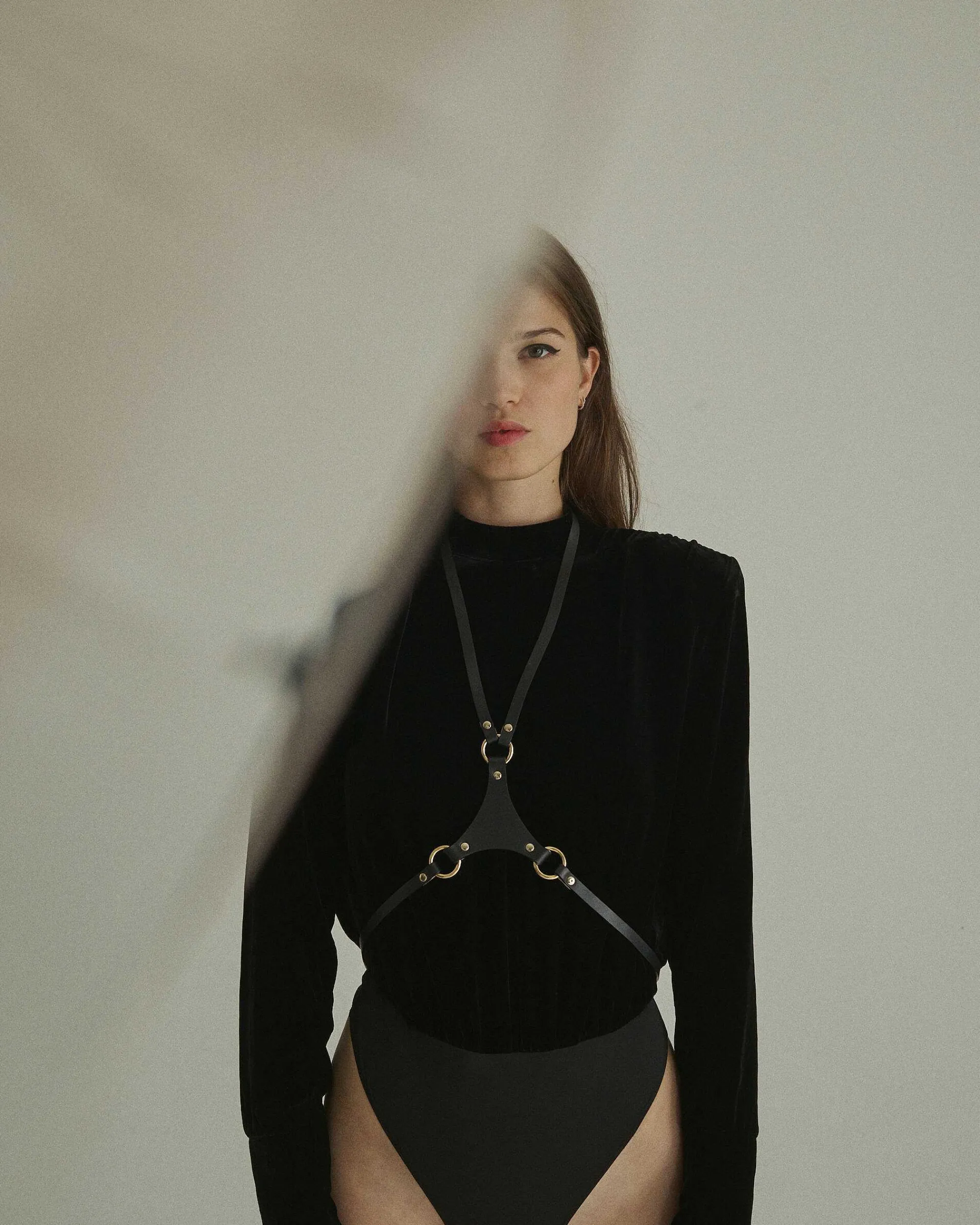 LIVY Harnais En Cuir Noir Shop