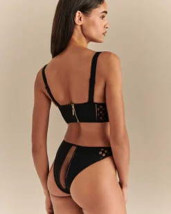 LIVY Triangle De Nevelson Noir Fashion